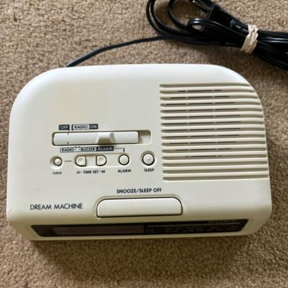 Sony Dream Machine ICF-C25 FM/AM Clock Radio - Picture 5 of 8